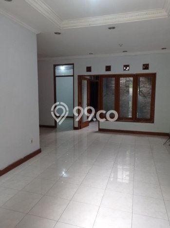 Jual Rumah Bagus Siap Huni LB 140m2 di Batununggal, Bandung Jual Rumah Bagus Siap Huni LB 140m2 di Batununggal, Bandung