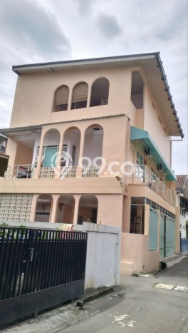 Unit Kost Dijual di Antapani dengan 12 Kamar Tidur & Luas Bangunan 270m2 Unit Kost Dijual di Antapani dengan 12 Kamar Tidur & Luas Bangunan 270m2