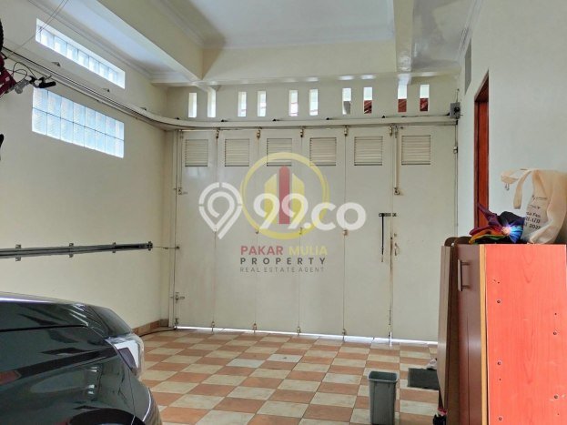 Rumah area , Bandung, Luas 329m2m² Bangunan 250m2m² - JUAL CEPAT! Rumah area , Bandung, Luas 329m2m² Bangunan 250m2m² - JUAL CEPAT!