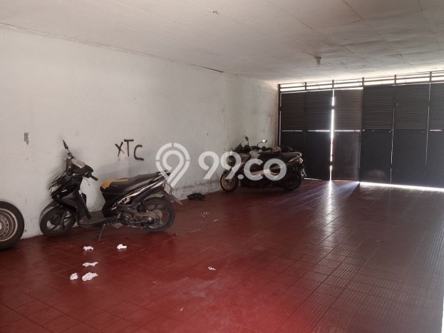 Rumah Elit LB 400m2 Siap Huni Desain Elegan di Buah Batu, Bandung Rumah Elit LB 400m2 Siap Huni Desain Elegan di Buah Batu, Bandung