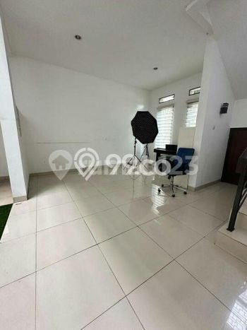 Dijual Cepat Rumah Favorit Siap Huni LB 164m2 di Batununggal, Bandung Dijual Cepat Rumah Favorit Siap Huni LB 164m2 di Batununggal, Bandung