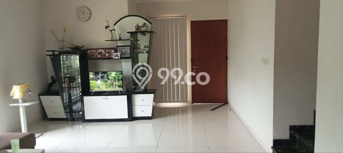 Ready to Use! Luxury House LT 309m2 Desain Modern di Setra Sari Ready to Use! Luxury House LT 309m2 Desain Modern di Setra Sari