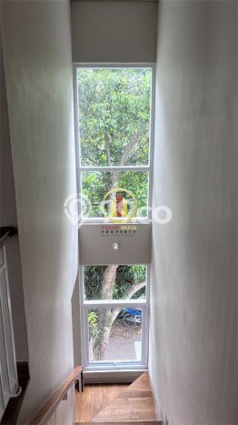 Jual Rumah 4 KT di , Bandung - Luas Tanah 173m2m² Jual Rumah 4 KT di , Bandung - Luas Tanah 173m2m²