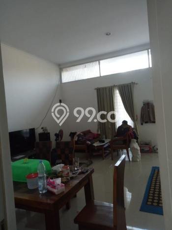 Rumah Luas Asri 2 KT Siap Huni di Buah Batu Bandung Rumah Luas Asri 2 KT Siap Huni di Buah Batu Bandung