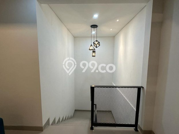 Rumah Elit Modern Tanpa Renovasi di Kota Baru Parahyangan Bandung Rumah Elit Modern Tanpa Renovasi di Kota Baru Parahyangan Bandung