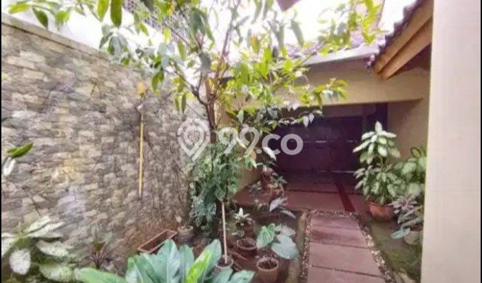 Rumah Modern 4 Kamar LT 325m2 di Setra Sari Rumah Modern 4 Kamar LT 325m2 di Setra Sari