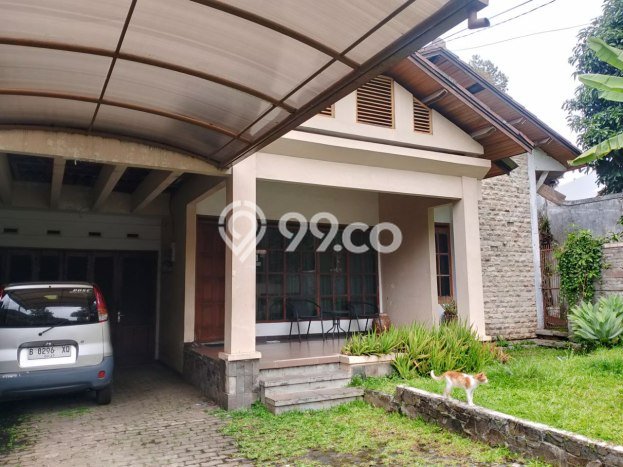 Rumah Elit Modern Tanpa Renovasi di Setra Sari Bandung Rumah Elit Modern Tanpa Renovasi di Setra Sari Bandung