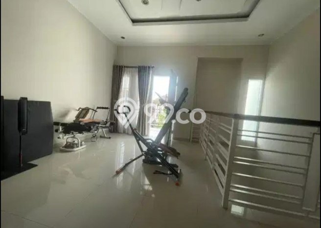 Jual Rumah Eksklusif 5 KT di Buah Batu, Bandung Jual Rumah Eksklusif 5 KT di Buah Batu, Bandung