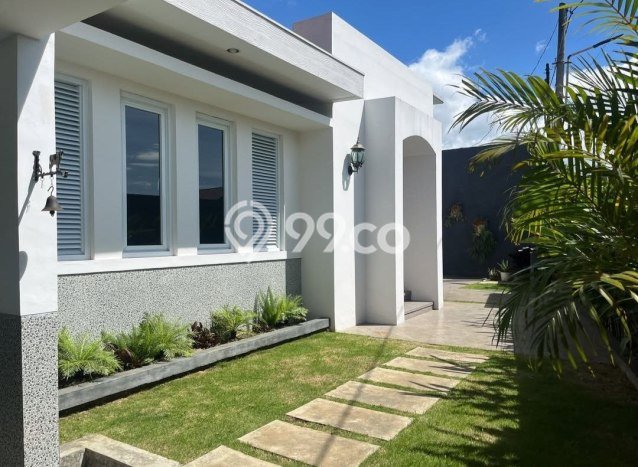 Ready to Use! Premium House LT 700m2 Desain Modern di Setiabudi Ready to Use! Premium House LT 700m2 Desain Modern di Setiabudi