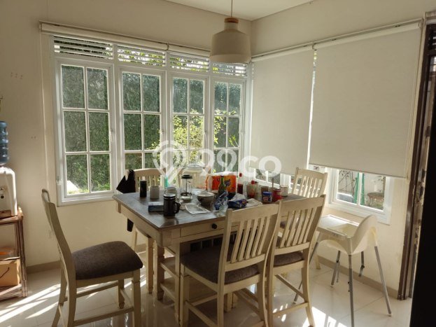 Rumah Luxury Modern Siap Huni di Soekarno Hatta Bandung Rumah Luxury Modern Siap Huni di Soekarno Hatta Bandung