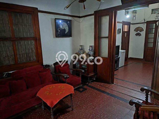 For Sale! Luxury House LT 468m2 Desain Modern di Pajajaran For Sale! Luxury House LT 468m2 Desain Modern di Pajajaran
