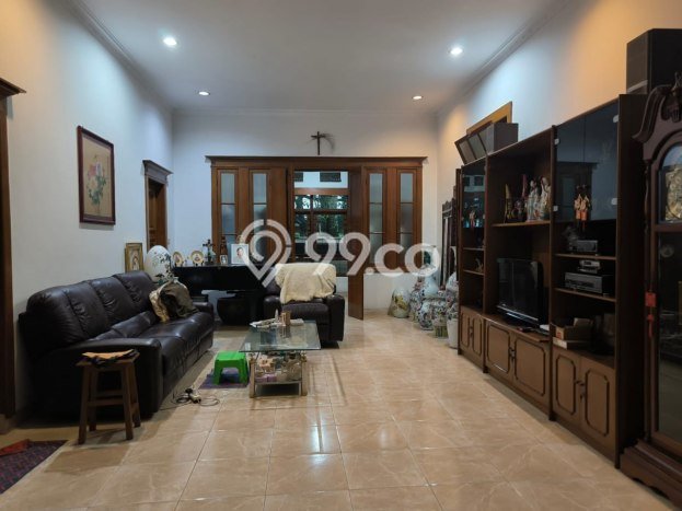 HOT LISTING! Rumah Ready Stock di Riau, Bandung, LT 414m2m² Bangunan 375m2m² HOT LISTING! Rumah Ready Stock di Riau, Bandung, LT 414m2m² Bangunan 375m2m²