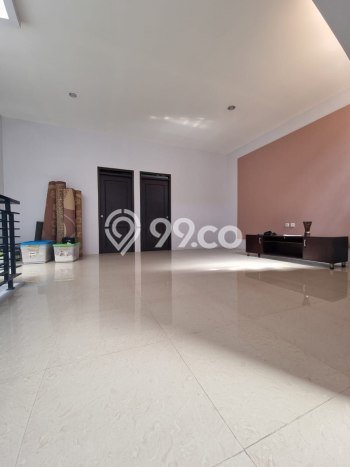 Rumah LT 400m2m² di Sarijadi, Bandung - Akses Mudah Rumah LT 400m2m² di Sarijadi, Bandung - Akses Mudah