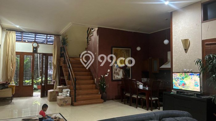 Jual Rumah Mewah Megah Dengan View Eksklusif di Sayap Dago, Bandung Jual Rumah Mewah Megah Dengan View Eksklusif di Sayap Dago, Bandung