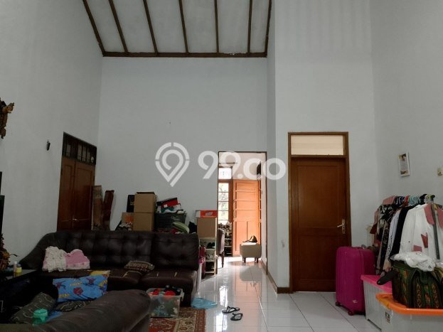 Rumah Modern 4 KT di Pasteur Bandung Full Furnished Rumah Modern 4 KT di Pasteur Bandung Full Furnished