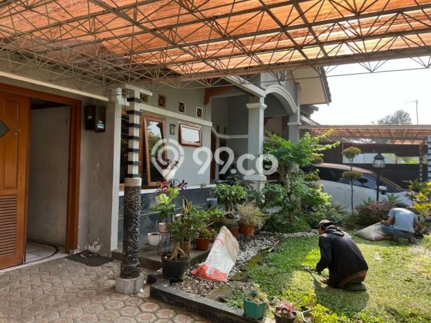 Dijual Rumah 5 Kamar Lokasi Strategis Nyaman dan Strategis di Antapani Dijual Rumah 5 Kamar Lokasi Strategis Nyaman dan Strategis di Antapani
