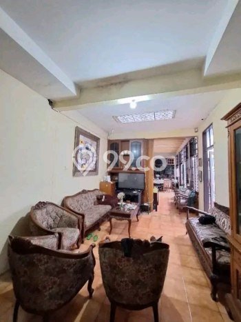FEATURED! Rumah Nyaman di Sayap Dago, LT 437m2m² Bangunan 250m2m² FEATURED! Rumah Nyaman di Sayap Dago, LT 437m2m² Bangunan 250m2m²