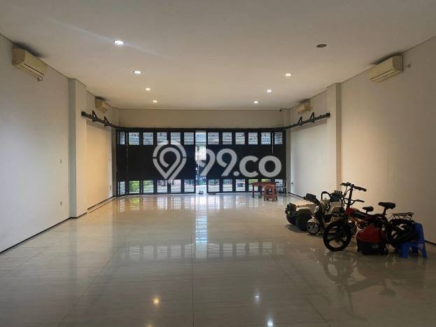 Dijual Rumah Mewah Megah Dengan View Cantik di Cihampelas, Bandung Dijual Rumah Mewah Megah Dengan View Cantik di Cihampelas, Bandung