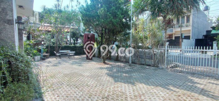 Rumah Disewakan Bandung LT 415m2 LB 250m2 Area Riau Rumah Disewakan Bandung LT 415m2 LB 250m2 Area Riau