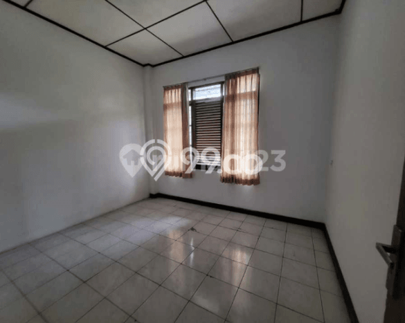 Hunian Mewah LB 150m2 Siap Huni Desain Elegan di Riau, Bandung Hunian Mewah LB 150m2 Siap Huni Desain Elegan di Riau, Bandung