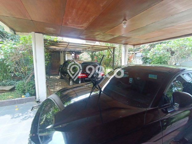 Jual Rumah Mewah Megah Dengan View Eksklusif di Cihampelas, Bandung Jual Rumah Mewah Megah Dengan View Eksklusif di Cihampelas, Bandung