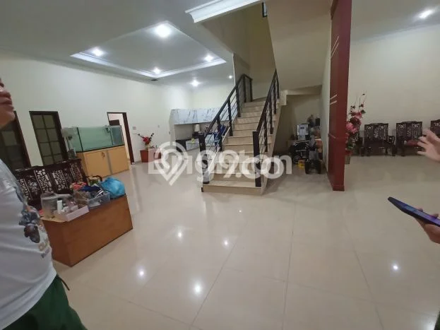 Siap Huni Rumah Mewah 5 Kamar di Percut Sei Tuan Dekat ke Mana Saja Siap Huni Rumah Mewah 5 Kamar di Percut Sei Tuan Dekat ke Mana Saja