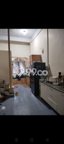 FOR SALE! Ruko di Medan Area Medan, LT 100m2, LB 370m2 FOR SALE! Ruko di Medan Area Medan, LT 100m2, LB 370m2