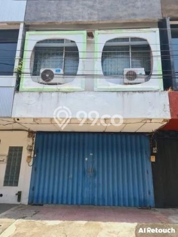 Ruko Dijual di Surabaya LT 95m2 & LB 250m2 Lokasi Terbaik! Ruko Dijual di Surabaya LT 95m2 & LB 250m2 Lokasi Terbaik!