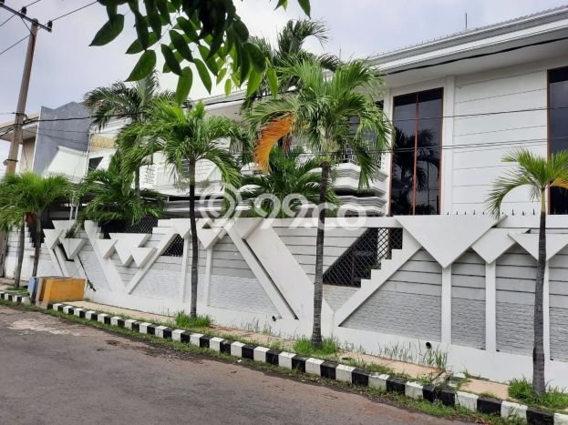 Dijual Rumah Mewah Exclusive di Gubeng, Surabaya Dijual Rumah Mewah Exclusive di Gubeng, Surabaya
