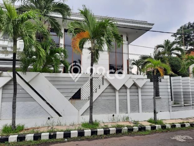 Dijual Rumah Mewah Exclusive di Gubeng, Surabaya Dijual Rumah Mewah Exclusive di Gubeng, Surabaya