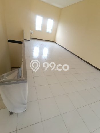 Ruko Dijual di Gresik LT 826m2 & LB 826m2 Lokasi Terbaik! Ruko Dijual di Gresik LT 826m2 & LB 826m2 Lokasi Terbaik!