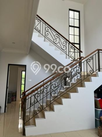 Rumah LT 210m2m² / LB 335m2m² View Kota di Citraland, Surabaya Rumah LT 210m2m² / LB 335m2m² View Kota di Citraland, Surabaya