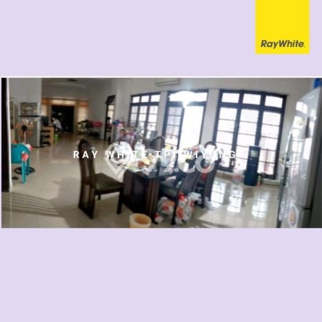 Ready to Use! Luxury House LT 646m2 Desain Modern di Sukomanunggal Ready to Use! Luxury House LT 646m2 Desain Modern di Sukomanunggal