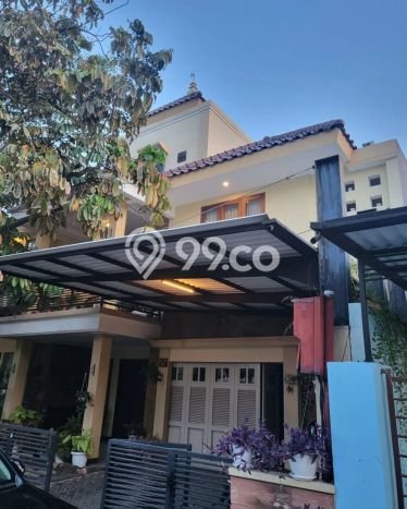Dijual Rumah Mewah Megah Dengan View Cantik di Citraland, Surabaya Dijual Rumah Mewah Megah Dengan View Cantik di Citraland, Surabaya