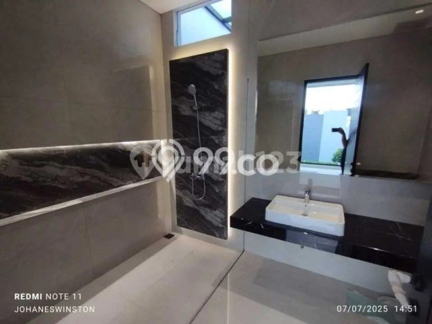 For Sale! Luxury House LT 300m2 Desain Modern di Citraland For Sale! Luxury House LT 300m2 Desain Modern di Citraland