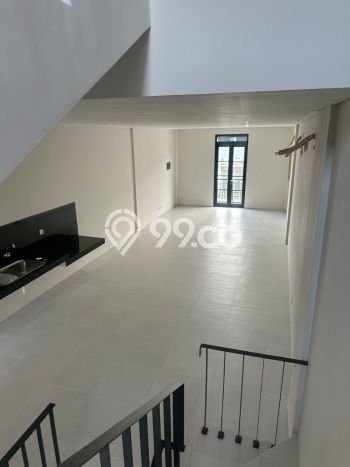FOR SALE! Ruko di Wiyung Surabaya, LT 75m2, LB 204m2 FOR SALE! Ruko di Wiyung Surabaya, LT 75m2, LB 204m2