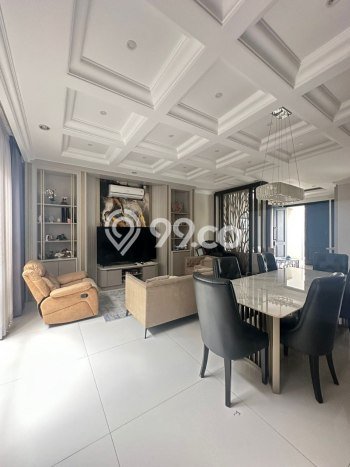 Hunian Mewah LB 244m2 Siap Huni Desain Elegan di Pakuwon Indah, Surabaya Hunian Mewah LB 244m2 Siap Huni Desain Elegan di Pakuwon Indah, Surabaya