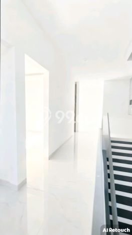 Ready to Use! Premium House LT 220m2 Desain Elegan di Pakuwon Indah Ready to Use! Premium House LT 220m2 Desain Elegan di Pakuwon Indah