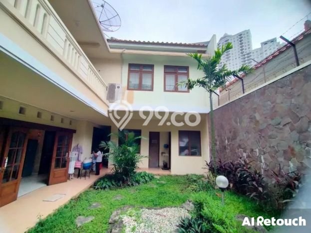 Rumah Elit Modern Siap Huni di Citraland Surabaya Rumah Elit Modern Siap Huni di Citraland Surabaya