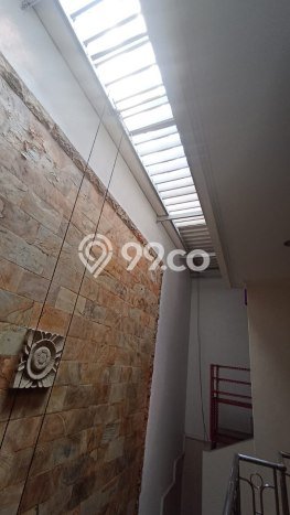 Ready to Use! Luxury House LT 276m2 Desain Modern di Graha Ready to Use! Luxury House LT 276m2 Desain Modern di Graha