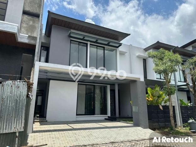 Rumah Mewah Akses Mudah di Surabaya Unfurnished Rumah Mewah Akses Mudah di Surabaya Unfurnished