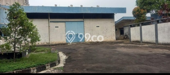 Area Ramai! Pabrik Dijual di Cileungsi untuk Bisnis Luas Bangunan 2770m2 Area Ramai! Pabrik Dijual di Cileungsi untuk Bisnis Luas Bangunan 2770m2