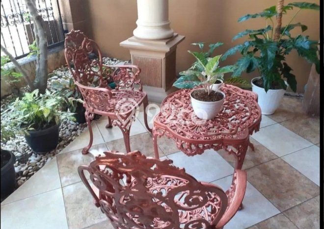 Dijual Hunian Mewah dengan Fasilitas Sekitar Lengkap di Kembangan, Jakarta Barat Dijual Hunian Mewah dengan Fasilitas Sekitar Lengkap di Kembangan, Jakarta Barat