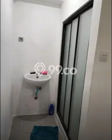 Disewakan Rumah Murah di Taman Kota Jakarta Barat Punya 5 Kamar Tidur Disewakan Rumah Murah di Taman Kota Jakarta Barat Punya 5 Kamar Tidur