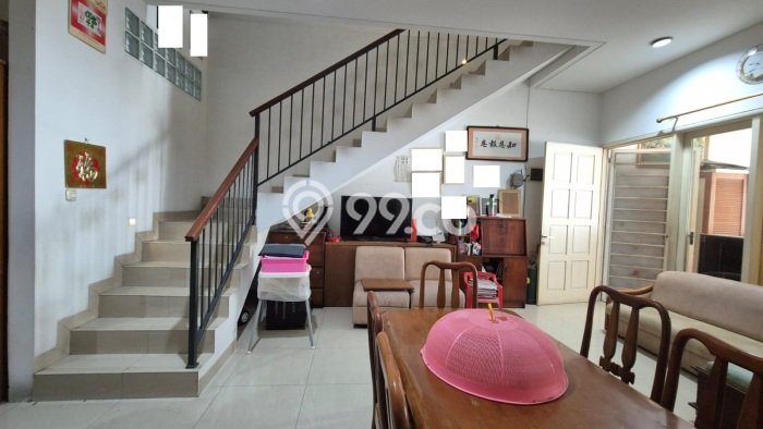 Rumah Strategis Modern Lb 276m2 di Kelapa Gading, Jakarta Utara Rumah Strategis Modern Lb 276m2 di Kelapa Gading, Jakarta Utara