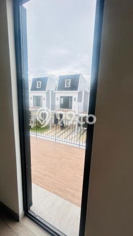 Rumah Strategis Minimalis Lb 88m2 di Cakung, Jakarta Timur Rumah Strategis Minimalis Lb 88m2 di Cakung, Jakarta Timur