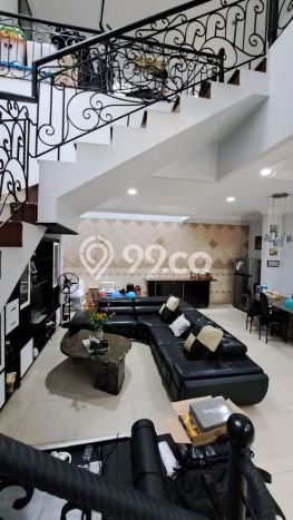 Rumah Elit LB 260m2 Siap Pakai Desain Elegan di Sunter, Jakarta Utara Rumah Elit LB 260m2 Siap Pakai Desain Elegan di Sunter, Jakarta Utara