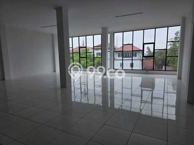 Dijual! Ruko di Plumpang Jakarta Utara LT 176m2 / LB 343m2 Kawasan Bisnis Dijual! Ruko di Plumpang Jakarta Utara LT 176m2 / LB 343m2 Kawasan Bisnis