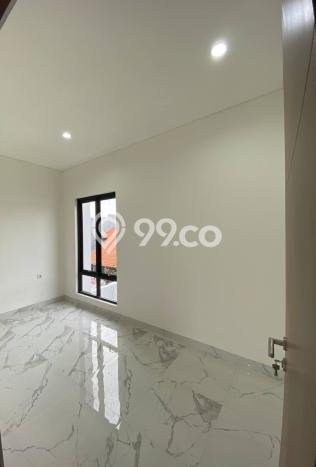 Jual Rumah Favorit Siap Huni LB 120m2 di Kelapa Gading, Jakarta Utara Jual Rumah Favorit Siap Huni LB 120m2 di Kelapa Gading, Jakarta Utara