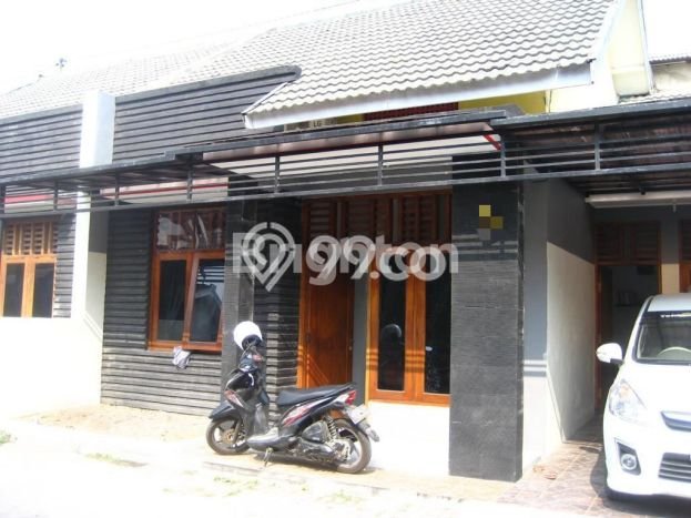 Rumah 3 Kamar Tidur Akses Strategis di Grogol, Dekat Pusat Kota, Solo Rumah 3 Kamar Tidur Akses Strategis di Grogol, Dekat Pusat Kota, Solo